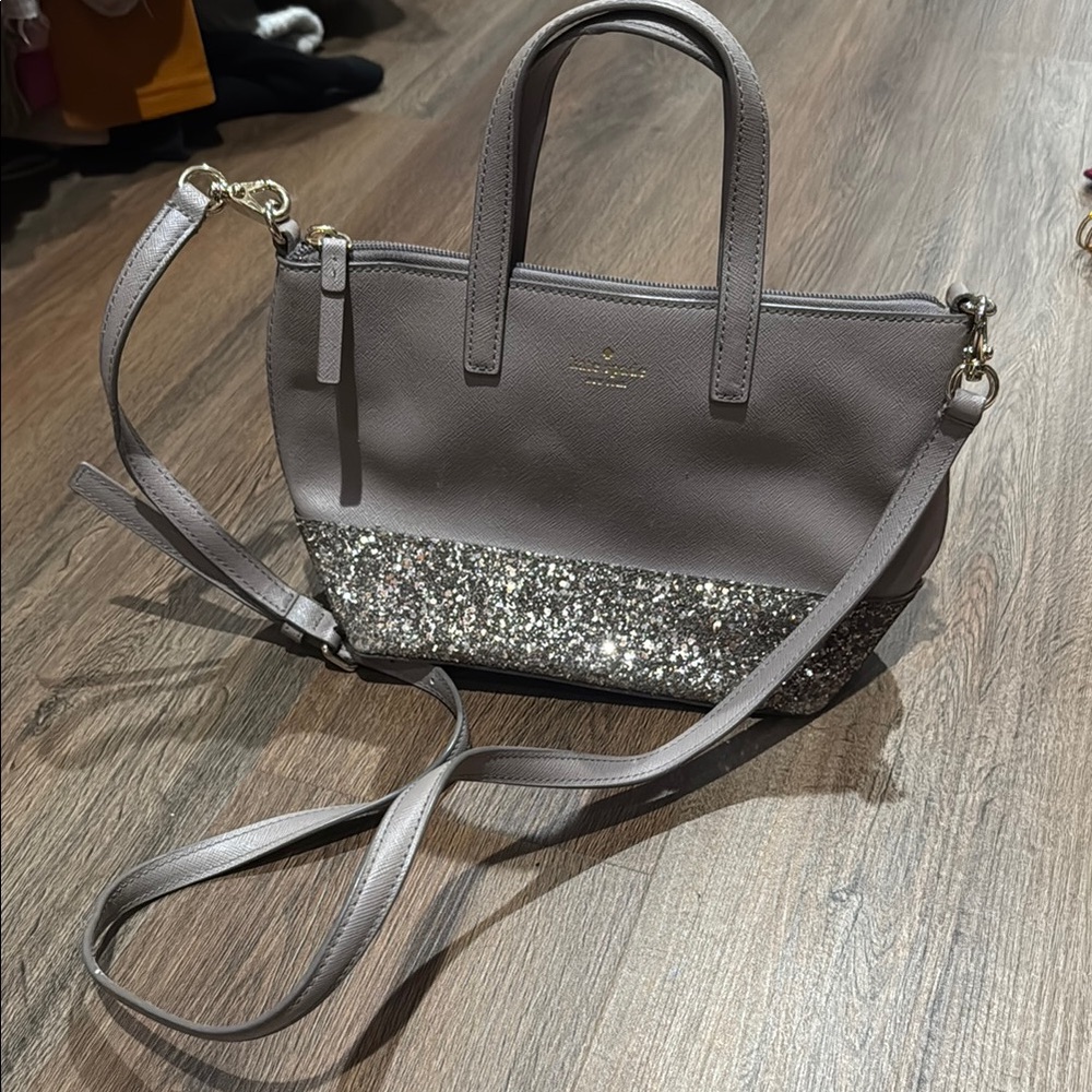 Kate Spade Gray and Silver Crossbody Bag with Modern Design